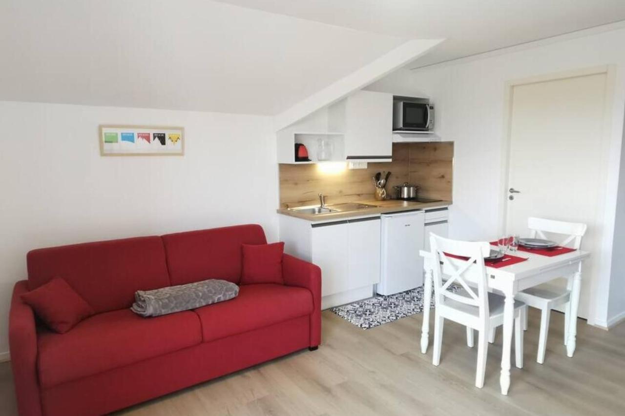 Studio 2 Pers Avec Acces Piscine Et Sauna Les Deserts  Luaran gambar